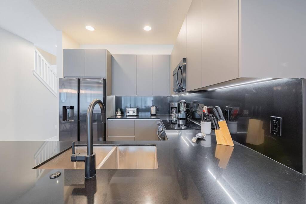 奥兰多**Brand New** Luxurious Decor Townhouse With Private Pool Hit17145别墅 外观 照片